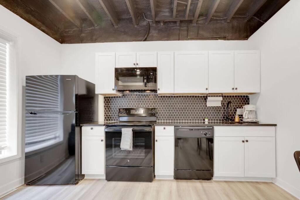 Apartment Housepitality - The Neuschwanstein Flat *